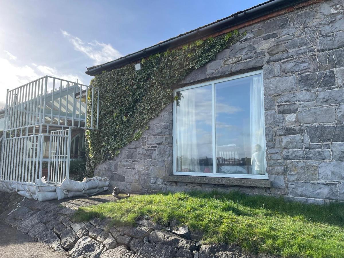 Villa Wood Quay - A Truly Unique, Seafront Experience! Carlingford Esterno foto